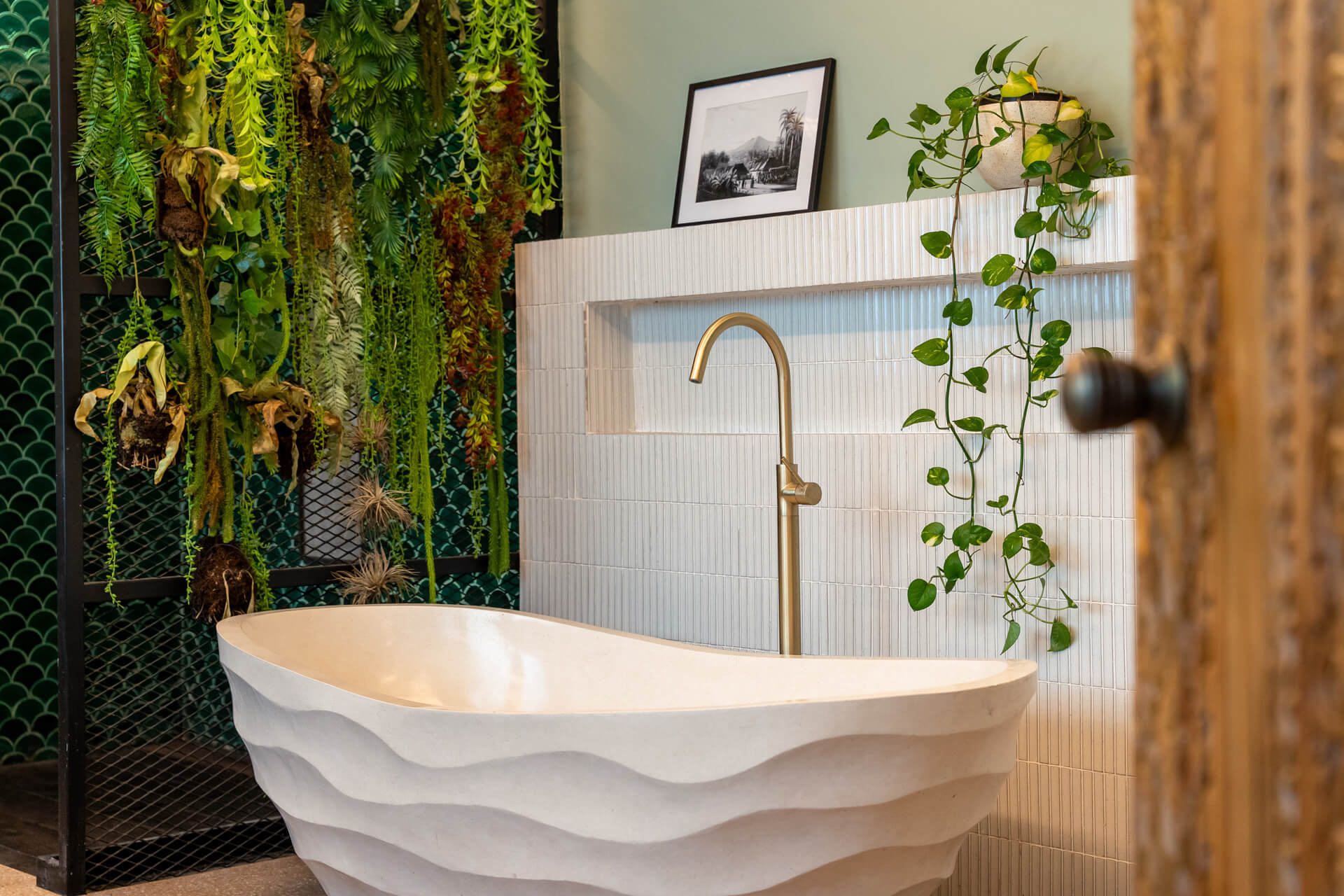 Villa-Lestari-01-Bathroom-2nd-Floor-04