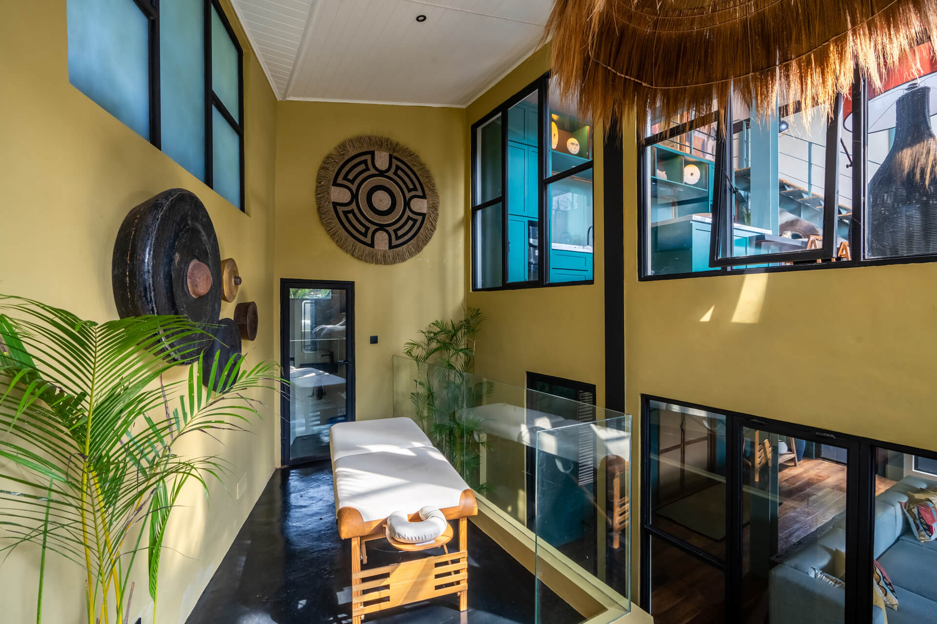 Villa-Lestari-01-Bed-Massage-02