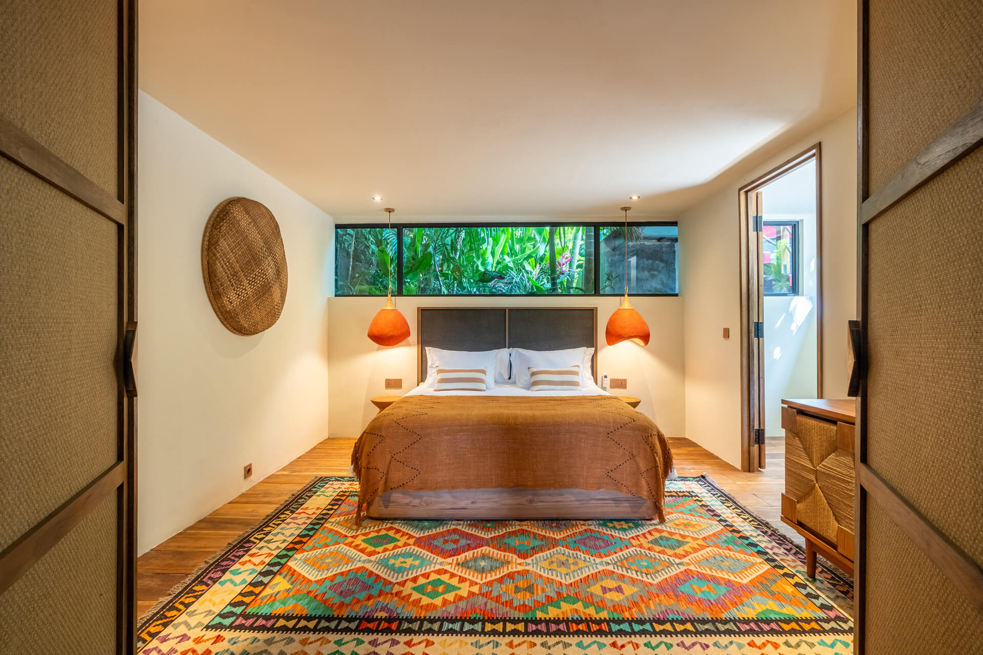 Villa-Lestari-01-Bedroom-1st-Floor-02