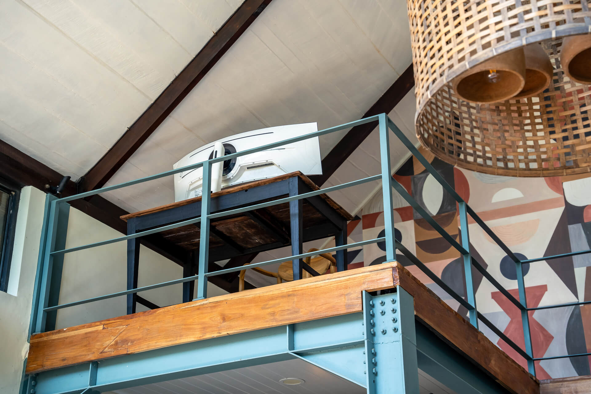 Villa-Lestari-01-Computer-Desk-01