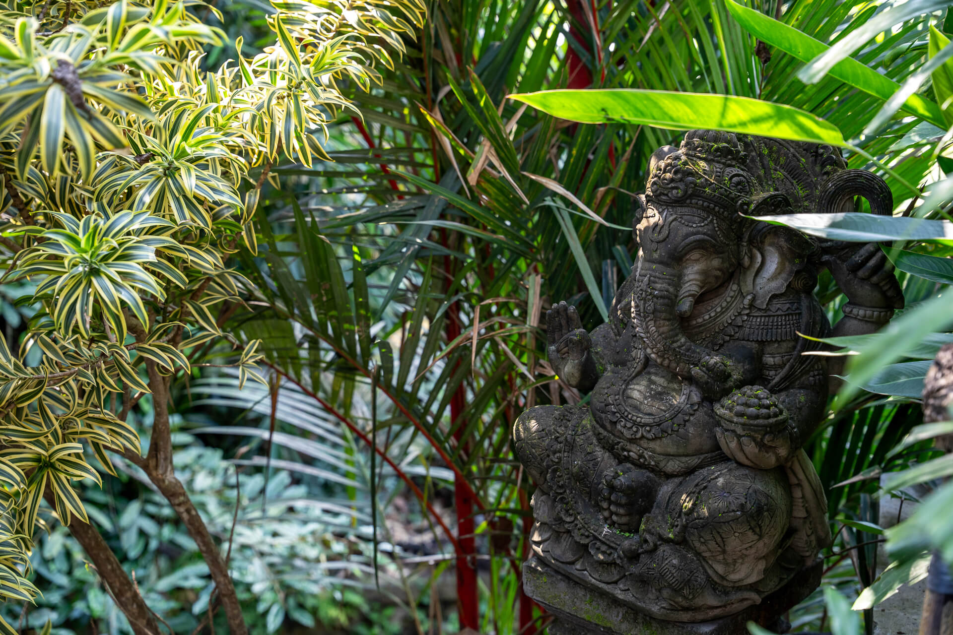 Villa-Lestari-01-Overview-02