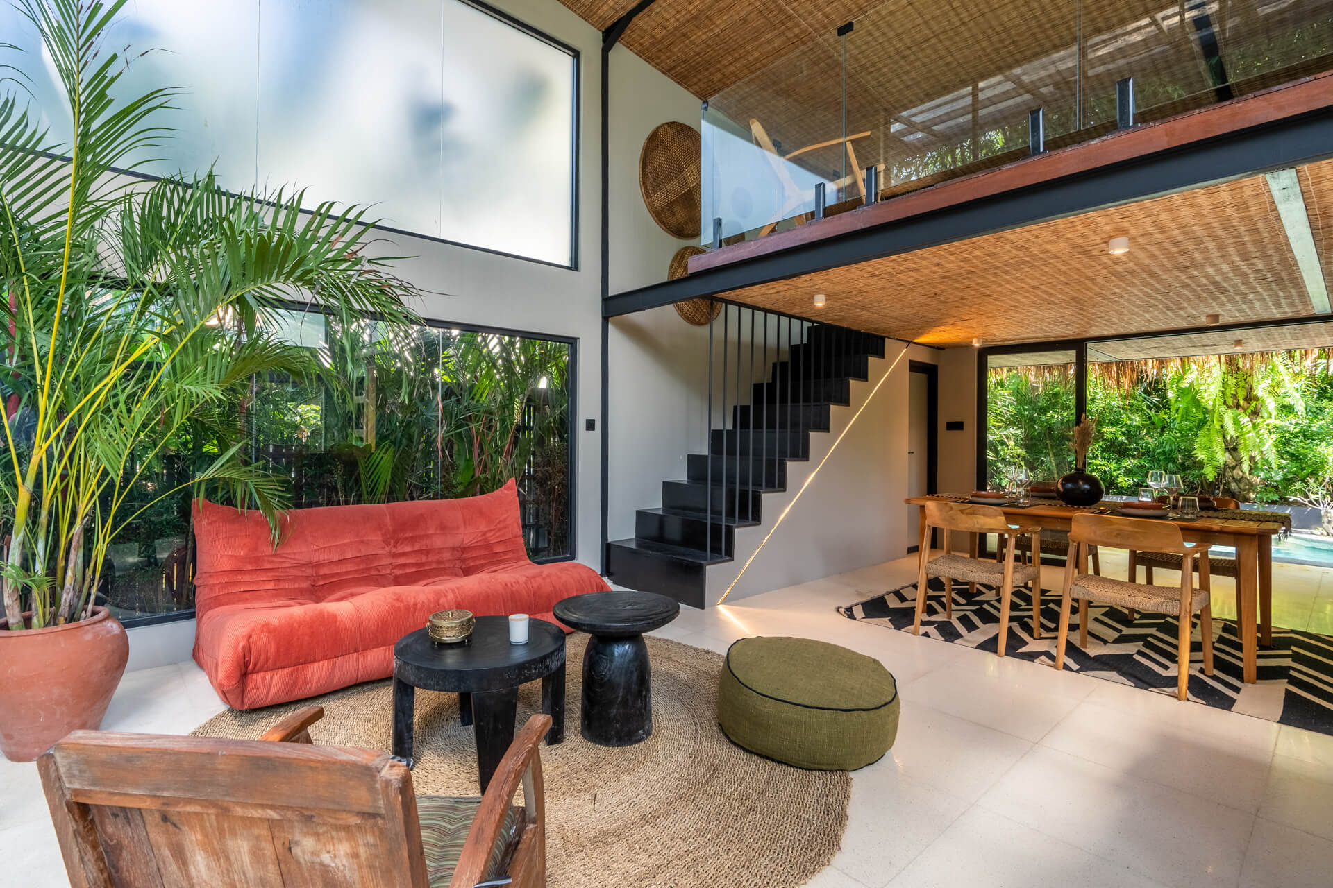 Villa-Lestari-02-Livingroom-02